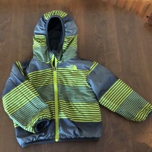 The north face 2t reversible puffer